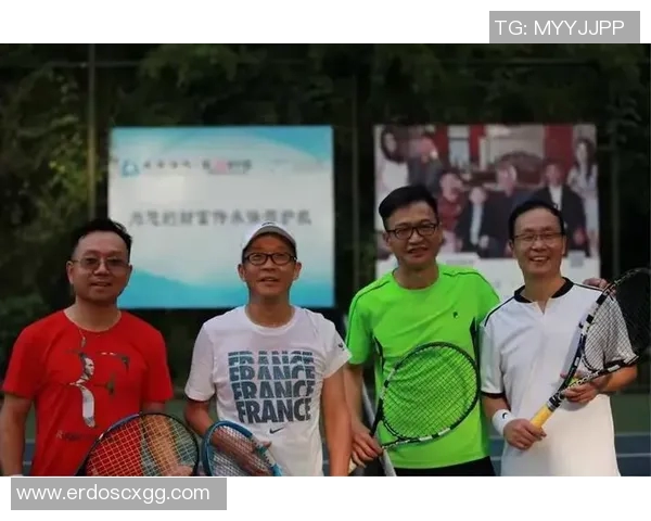 南京网球队与重庆网球队赛后复盘分析比赛节奏与战术对决 南京网球队与重庆网球队赛后复盘分析比赛节奏与战术对决