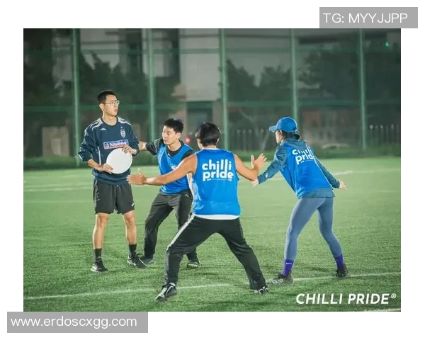 广州飞盘队进攻体系解析：飞盘战术的创新与应用探讨